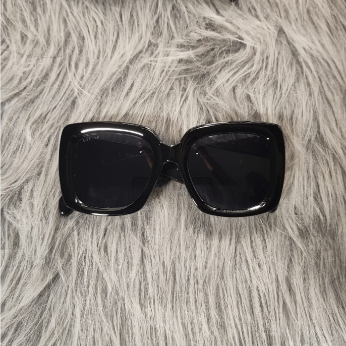 Celine Triumphe Oversized