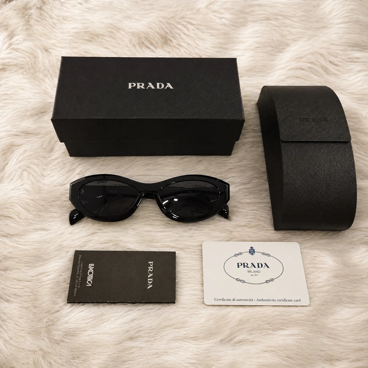 prada Emblème
